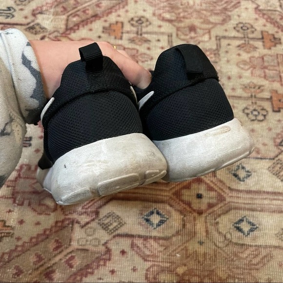 Nike Athletic Sneakers - Picture 4 of 5